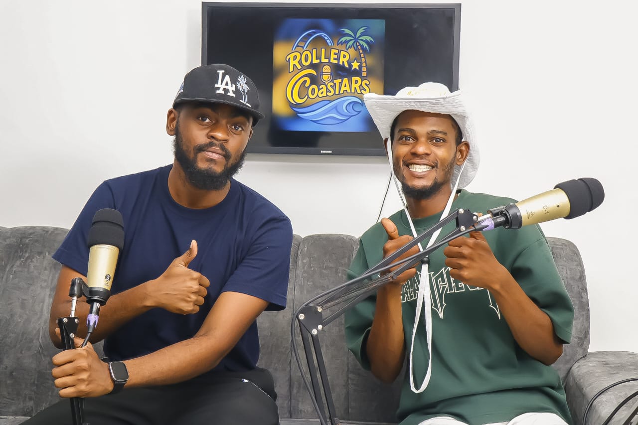 Groove26 studio mixing desk atmosphere